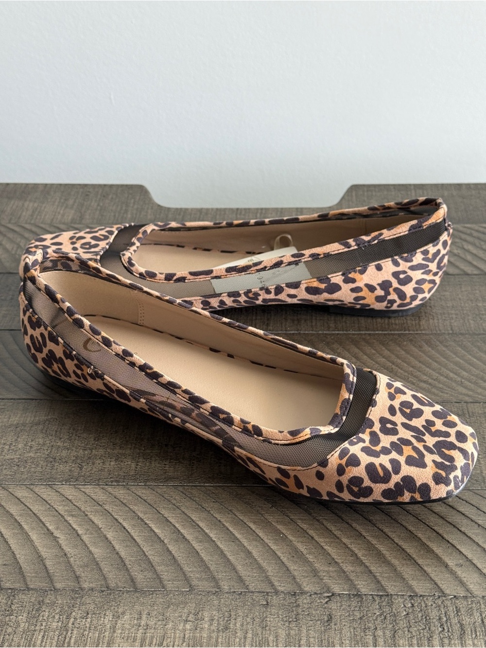 C est. 1946 Cato Leopard Print Flats Sheer Women's Size 9M - Picture 2 of 9
